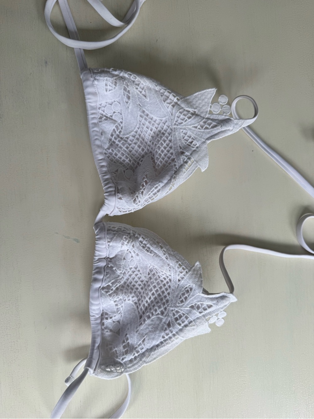 White Lace Bikini Top - Picture 2 of 4